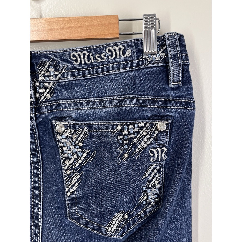 Miss Me Relaxed Bootcut Denim Jeans Embellished pockets 28X32 Y2K Low Rise - Picture 4 of 11